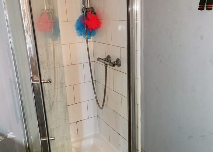 ShowerFixing